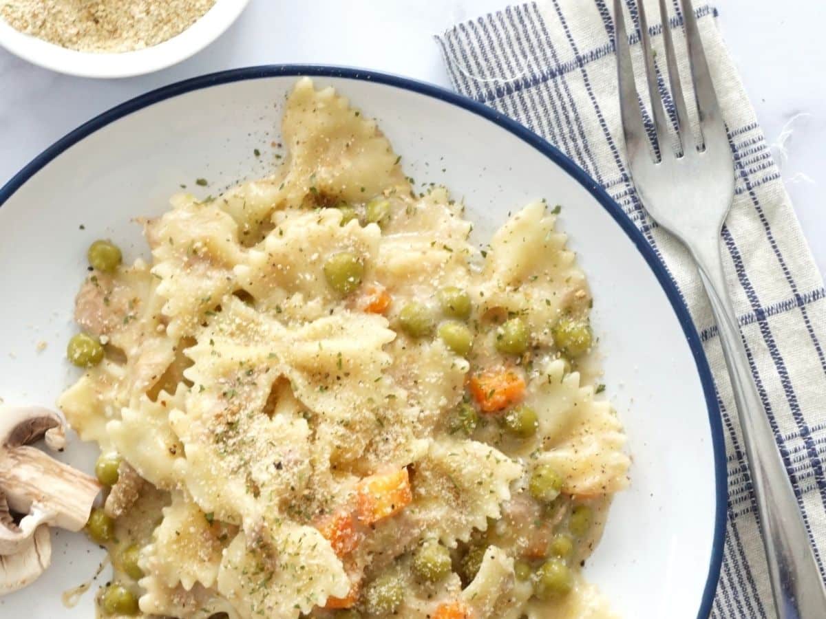 creamy instant pot tuna casserole with mushrooms bread crumbs