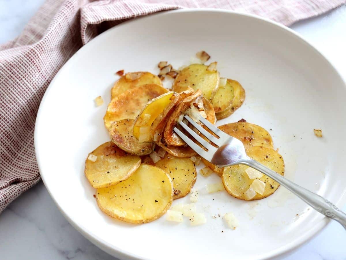 fried potatoes on a plate