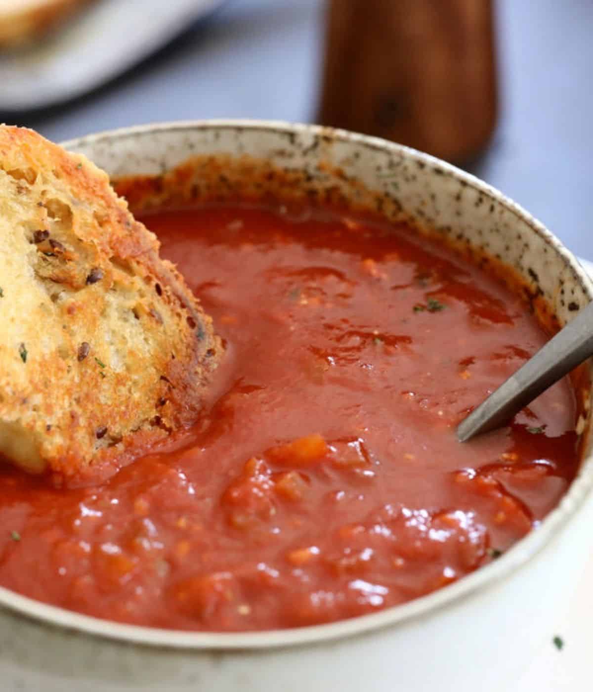 rich and hearty tomato soup