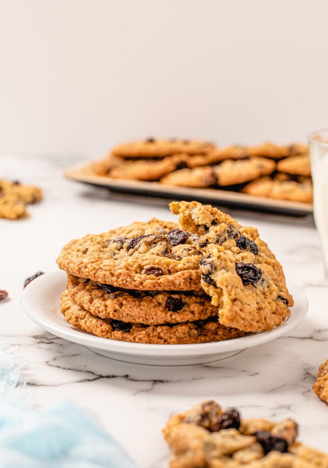 Crispy Oatmeal Raisin Cookies - (+chewy center) Chunky in Kentucky