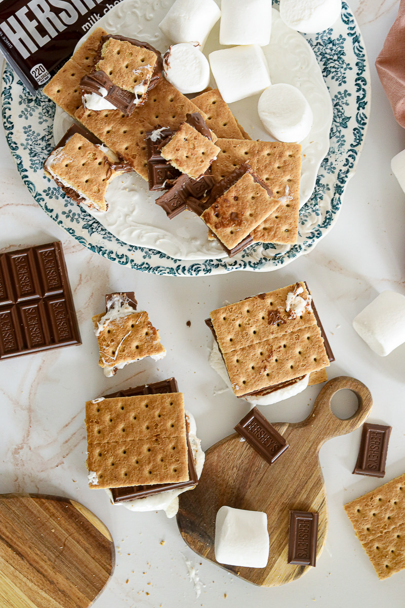 overhead view of smores scattered on a table