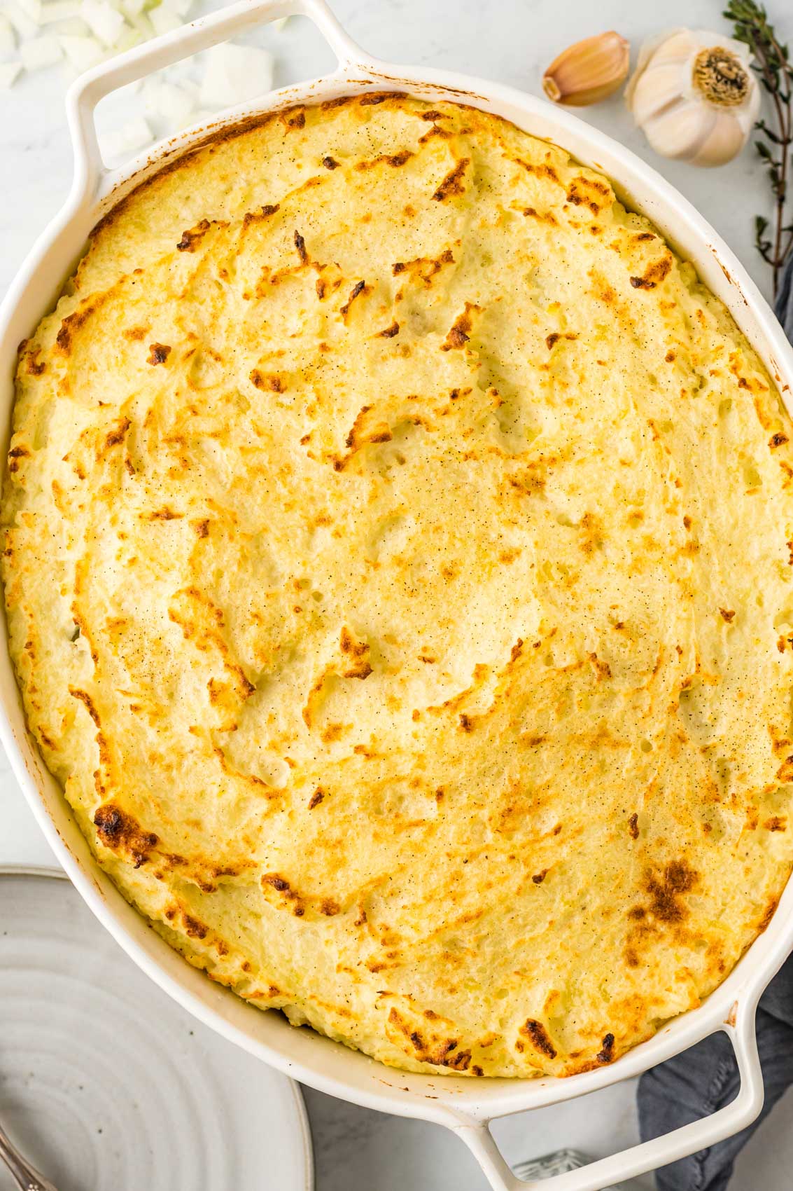 shepherds pie with fluffy mashed potatoes on top